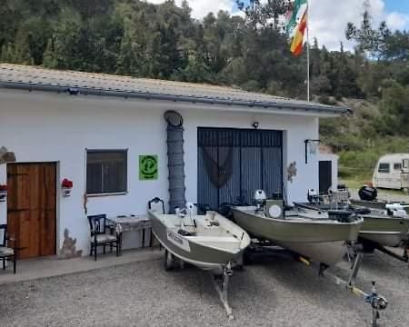 R U Ready Fishing, River Ebro ميكينيزا المظهر الخارجي الصورة