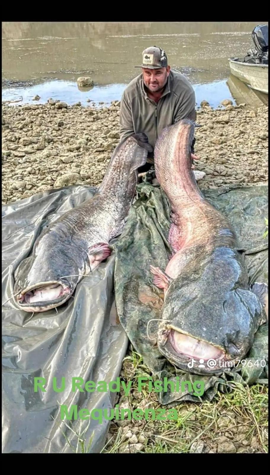 R U Ready Fishing, River Ebro ميكينيزا المظهر الخارجي الصورة